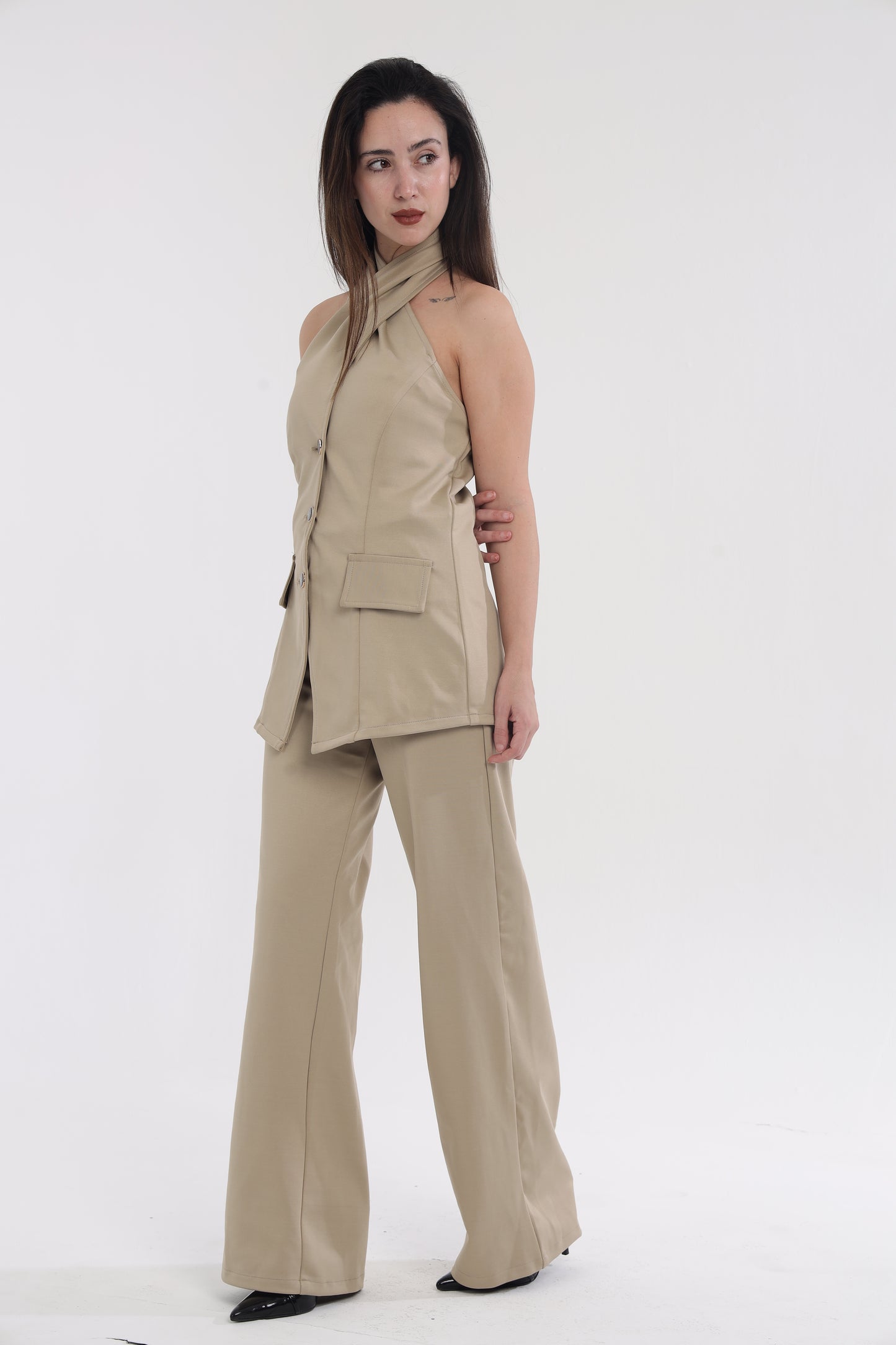 Beige round neck coord