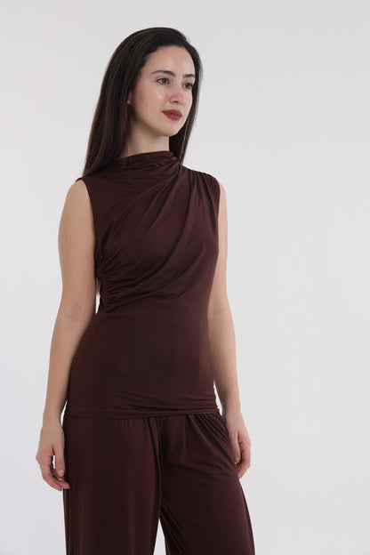 Brown/pink shoulder frill top